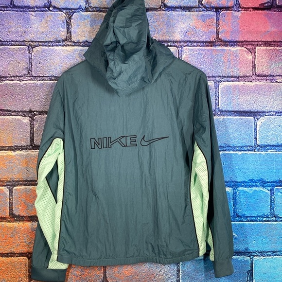 Nike Women’s Activewear Breathable Windbreaker Jacket Blue XL - Picture 7 of 8